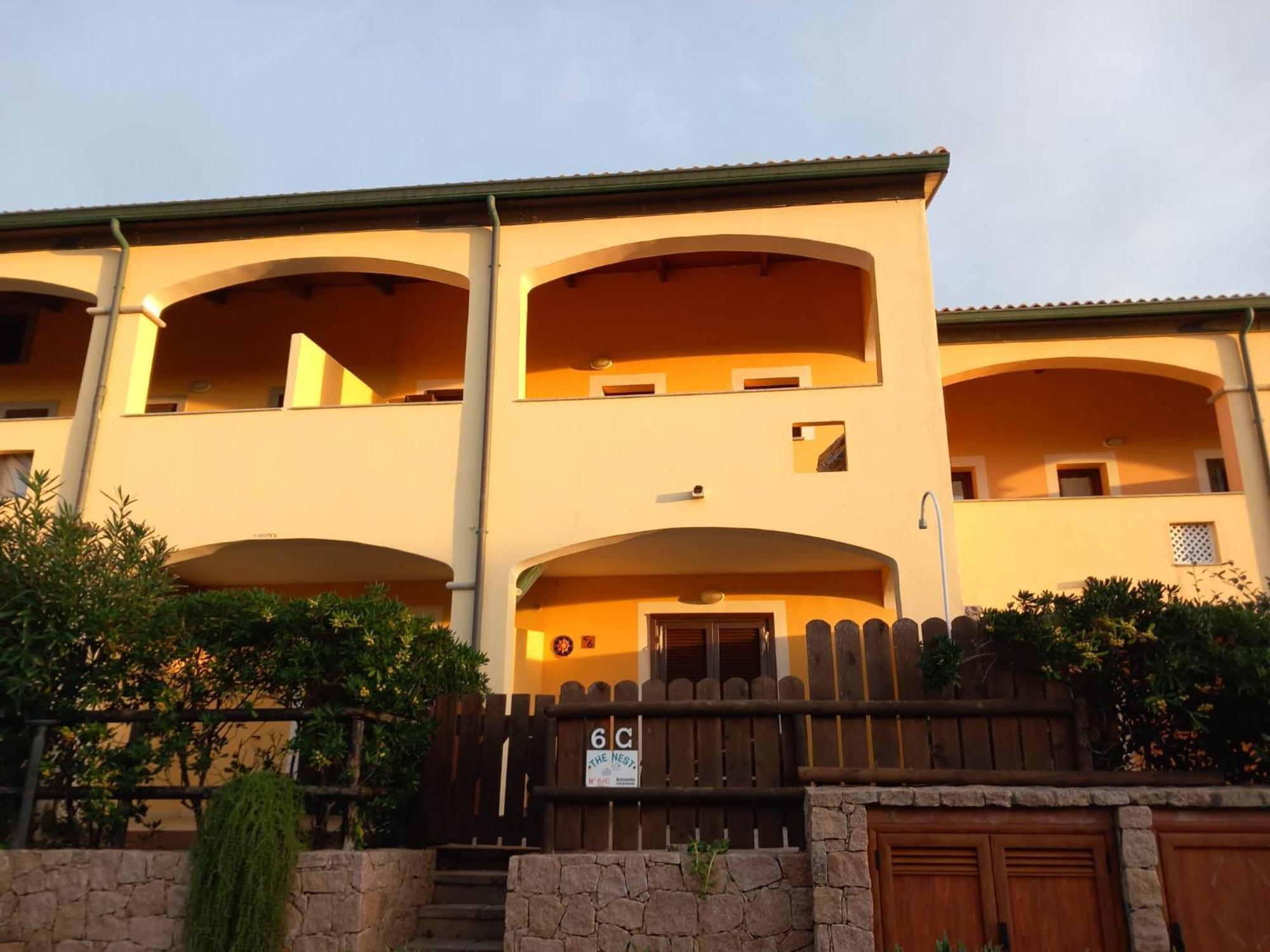 Casa The Nest - Il Nido Sul Mare Villa Badesi Exteriör bild